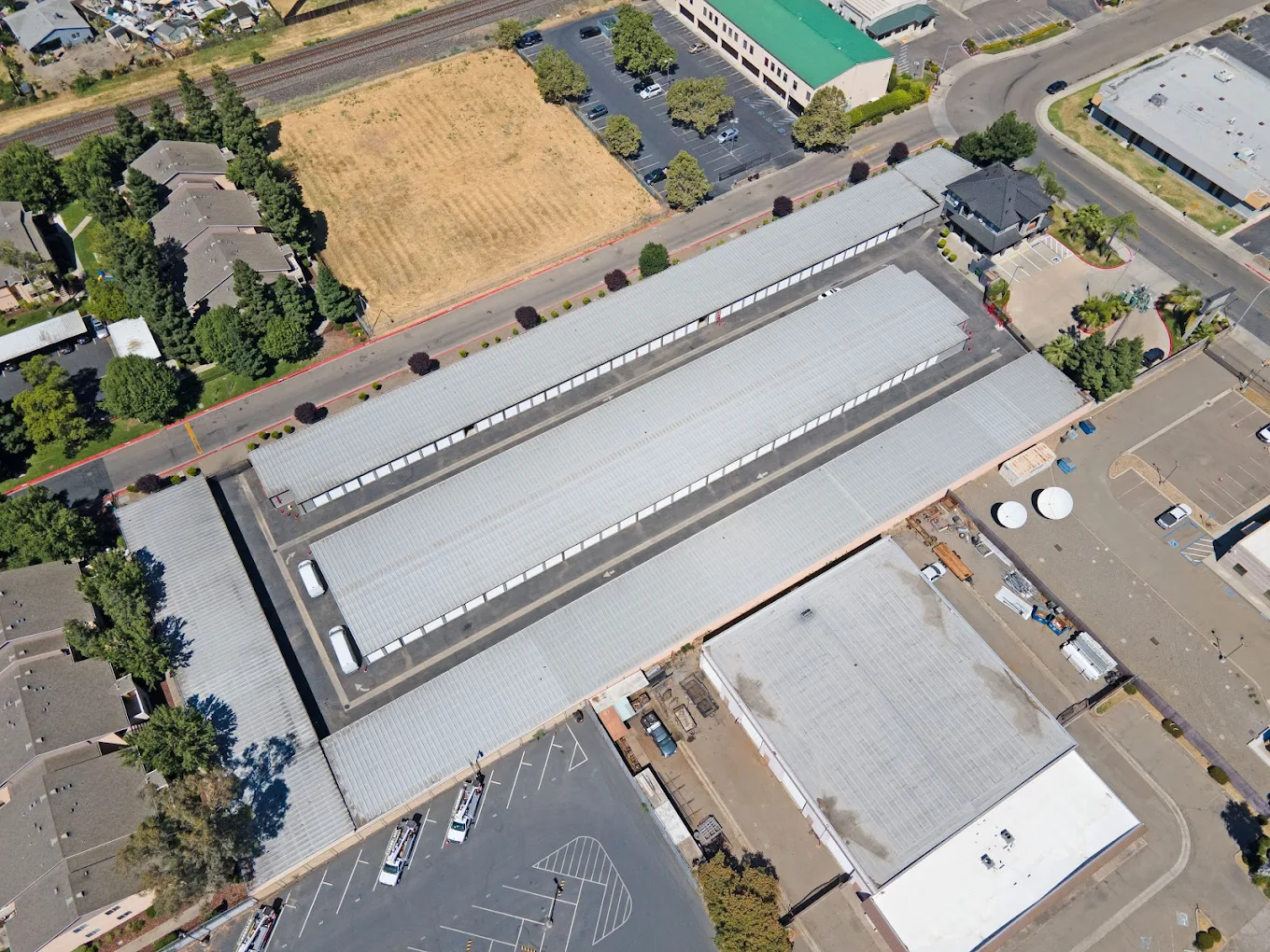 Hammertown Self Storage 818 Hammertown Dr. Stockton, CA 95210
